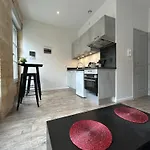 아파트 Superbe Avec Climatisation Et Belle Pierre Bordelaise Pour 2 Personnes *