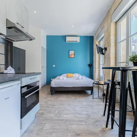 Superbe Avec Climatisation Et Belle Pierre Bordelaise Pour 2 Personnes * Bordeaux