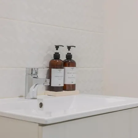 Superbe Avec Climatisation Et Belle Pierre Bordelaise Pour 2 Personnes Bordeaux