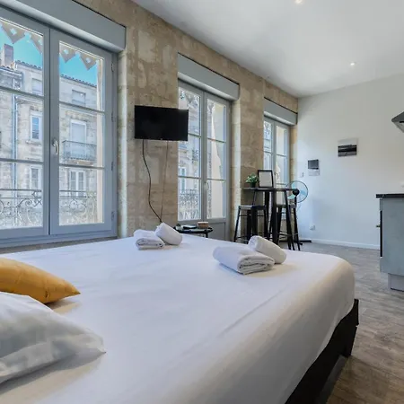 Superbe Avec Climatisation Et Belle Pierre Bordelaise Pour 2 Personnes Bordeaux