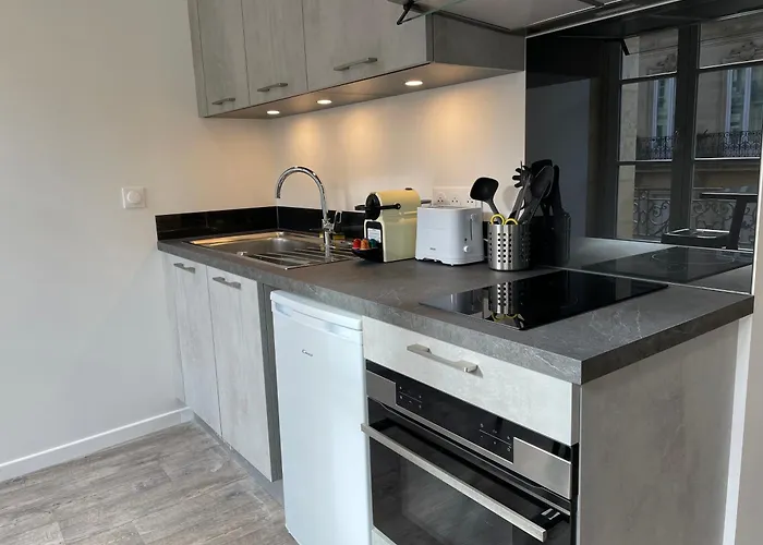 Superbe Avec Climatisation Et Belle Pierre Bordelaise Pour 2 Personnes Apartamento